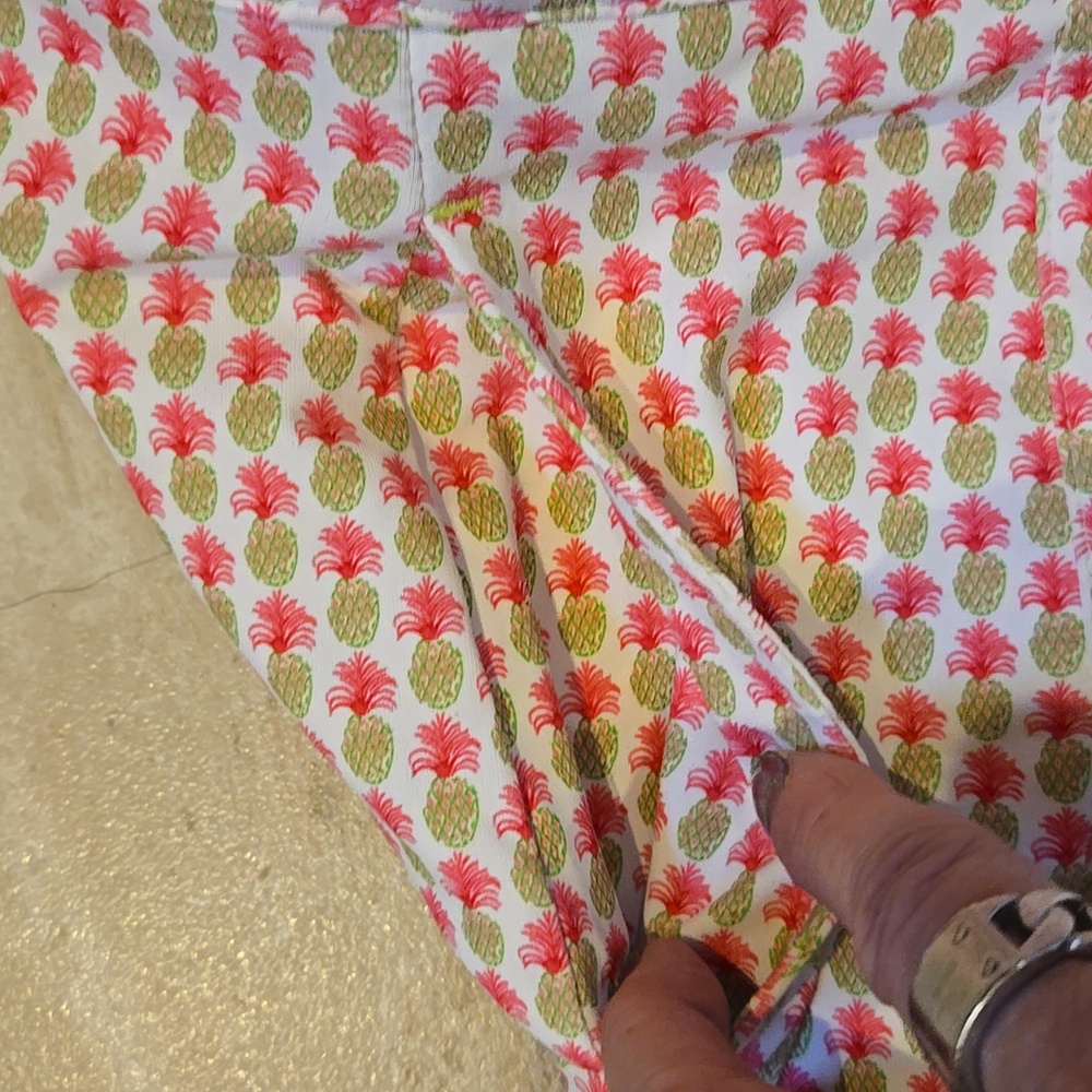 Fairway & Greene Pink/Green Pineapple Leisure/Active/Golf Skort - Picture 6 of 10